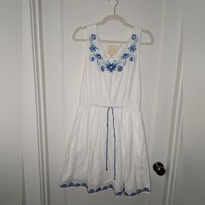 Modcloth white cotton dress with blue floral accents size M